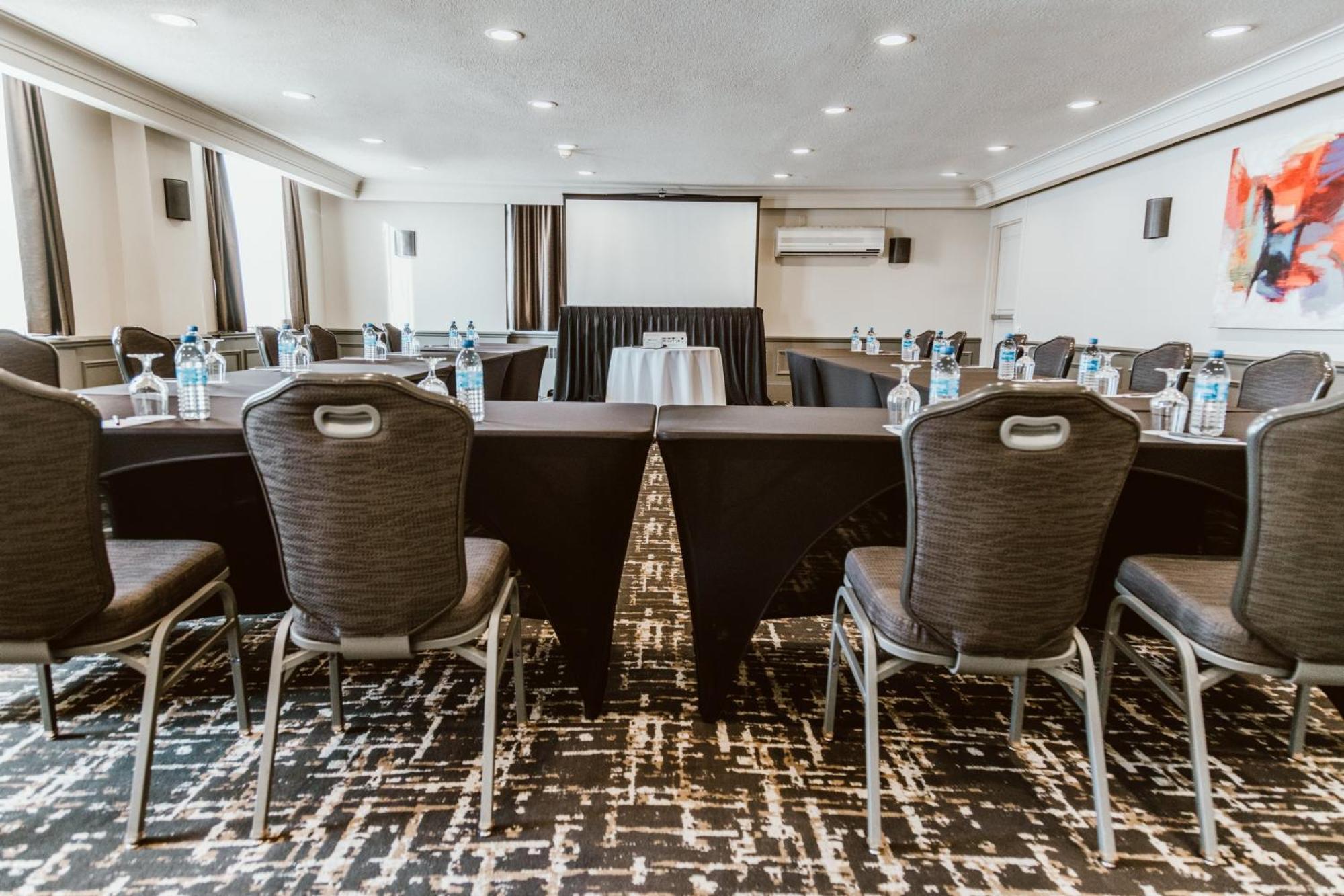 Crowne Plaza Fredericton Lord Beaverbrook By Ihg Exterior foto